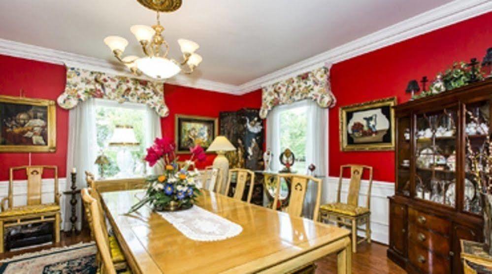Matthews Manor Bed & Breakfast מראה חיצוני תמונה