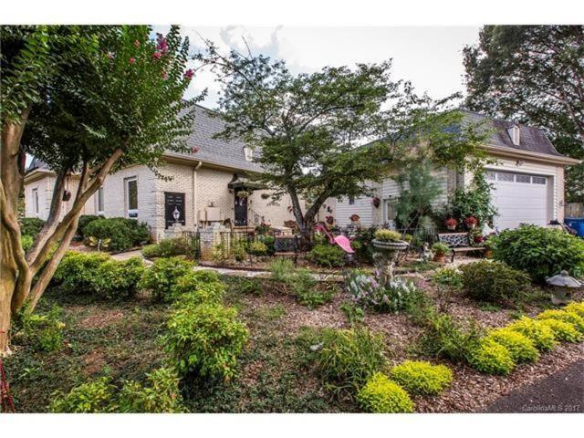 Matthews Manor Bed & Breakfast מראה חיצוני תמונה